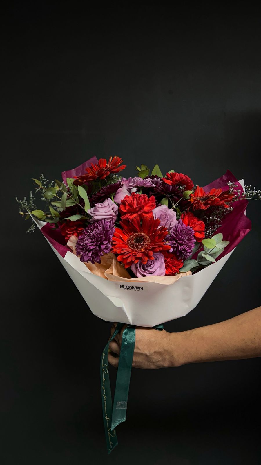 BLOOMAN Bouquet del Día CRIMSON — Rojos profundos, intensos y apasionados